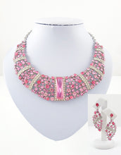 Round pink necklace