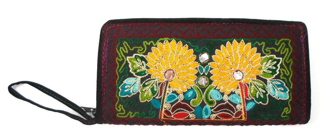 Pakistani purse - Yellow flower