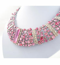 Round pink necklace