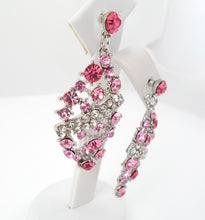 Round pink necklace