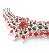 Red star necklace