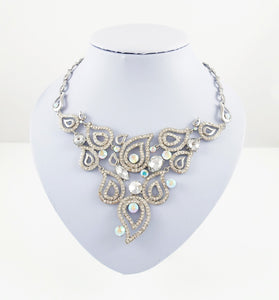 Stunning silver necklace