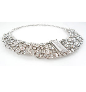 Sparkling grey necklace