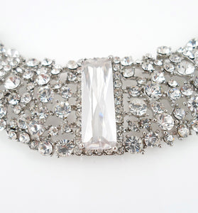 Sparkling grey necklace
