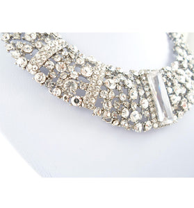 Sparkling grey necklace