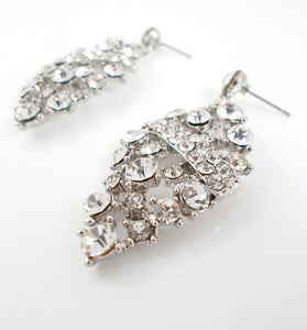 Sparkling grey necklace