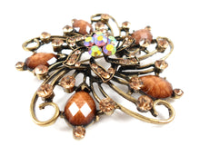 Brooch - Caramel