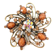 Brooch - Caramel