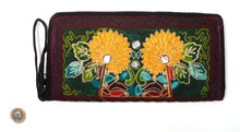 Pakistani purse - Yellow flower