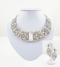 Sparkling silver necklace